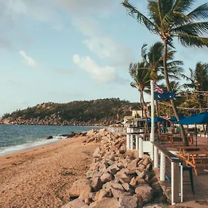  Hostal Nomads Magnetic Island (adults Only)